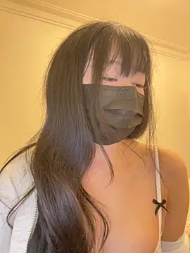 Snapshot of Minnie-2025 chatting on 12/20/25, 05:53 Minnie-2025 online show from 12/20/25, 05:53