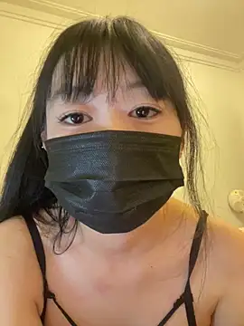 Minnie-2025 online show from 02/28/26, 06:20