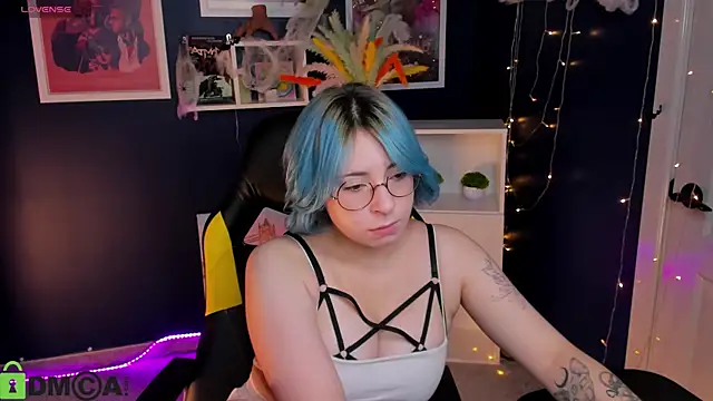 Penny Stanley online show from 10/27/25, 01:42