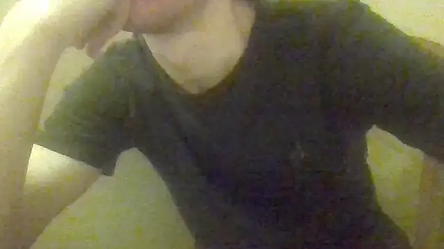 your boy toy18 online show from 09/09/25, 04:34