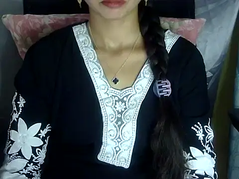 Snapshot of Rahat_S chatting on 05/20/26, 06:19 Rahat S online show from 05/20/26, 06:19