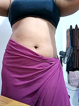 Snapshot of BeautyGirl_sara chatting on 11/02/25, 01:46 BeautyGirl sara online show from 11/02/25, 01:46