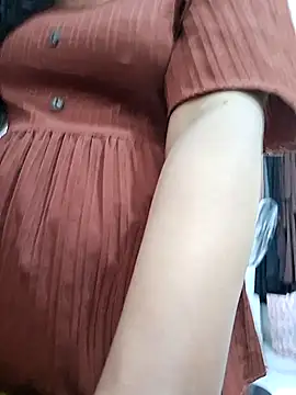 Snapshot of BeautyGirl_sara chatting on 11/03/25, 04:36 BeautyGirl sara online show from 11/03/25, 04:36