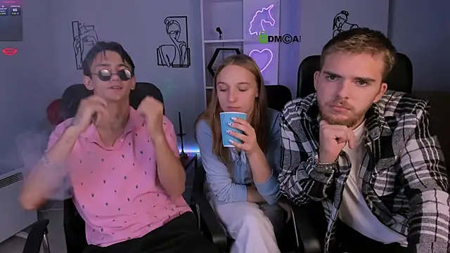 keylas moan online show from 10/08/25, 07:44