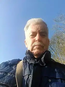 Snapshot of slaveman4you chatting on 03/09/26, 04:11 slaveman4you online show from 03/09/26, 04:11