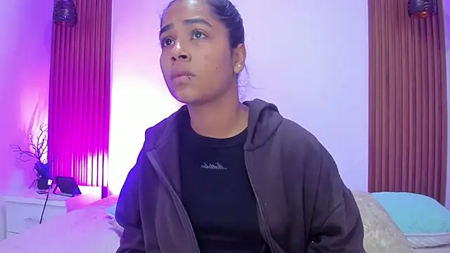 zoe evans5 online show from 10/27/25, 11:47