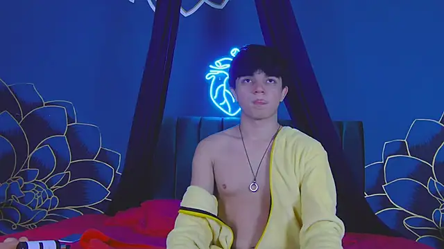 LucaDelart online show from 10/16/25, 12:39