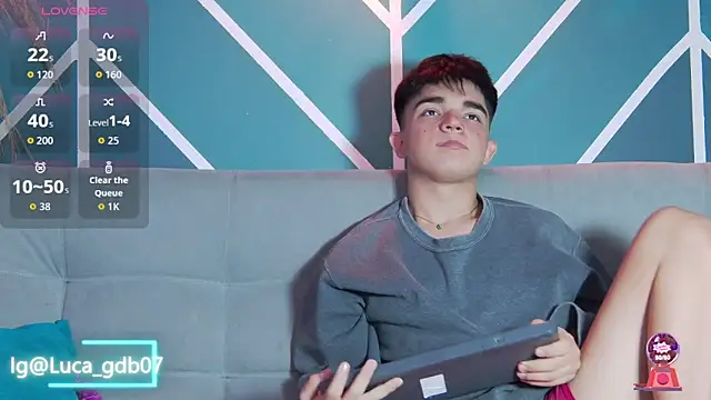 LucaDelart online show from 10/22/25, 12:49