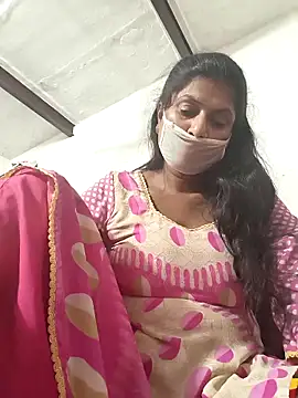 komi 33 online show from 11/12/25, 06:08