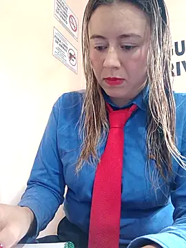 Snapshot of Hannah-colx chatting on 04/25/26, 04:59 Hannah-colx online show from 04/25/26, 04:59