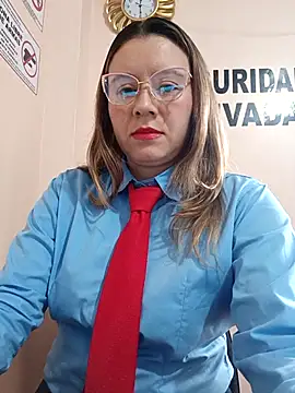 Snapshot of Hannah-colx chatting on 05/02/26, 05:29 Hannah-colx online show from 05/02/26, 05:29