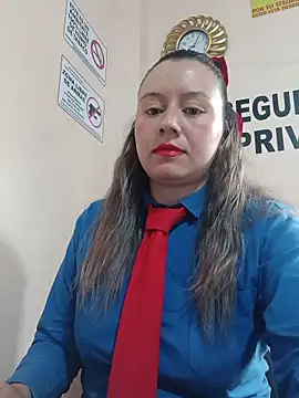 Snapshot of Hannah-colx chatting on 05/19/26, 01:06 Hannah-colx online show from 05/19/26, 01:06