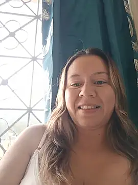 Snapshot of Hannah-colx chatting on 07/11/26, 05:26 Hannah-colx online show from 07/11/26, 05:26