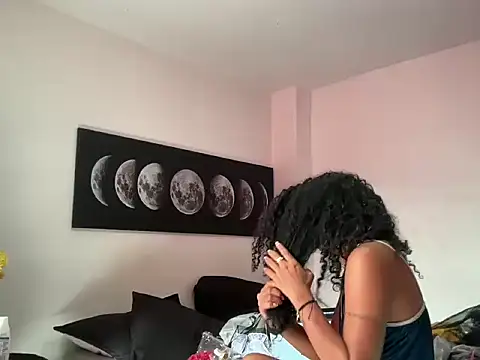 Snapshot of sexycalipso chatting on 10/29/25, 01:57 sexycalipso online show from 10/29/25, 01:57