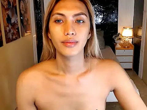 AthenaFLamia online show from 11/22/25, 11:59