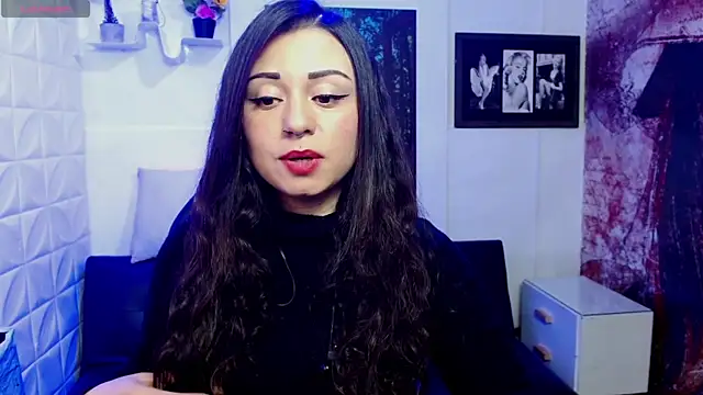 Eva Roussell online show from 10/03/25, 02:25