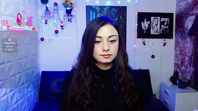 Eva Roussell online show from 12/17/25, 02:45