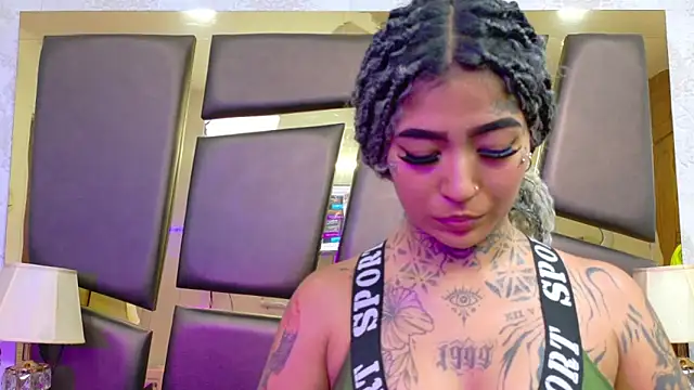 EmilieLake online show from 02/18/26, 07:43