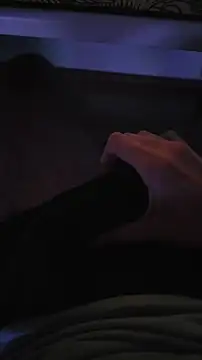 Snapshot of Lucari27 chatting on 09/29/25, 07:19 Lucari27 online show from 09/29/25, 07:19