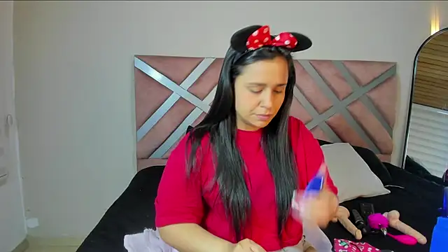  adahara queen online show from 10/26/25, 04:40