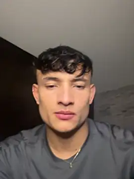 Snapshot of DavisFirb chatting on 02/10/26, 02:15 DavisFirb online show from 02/10/26, 02:15