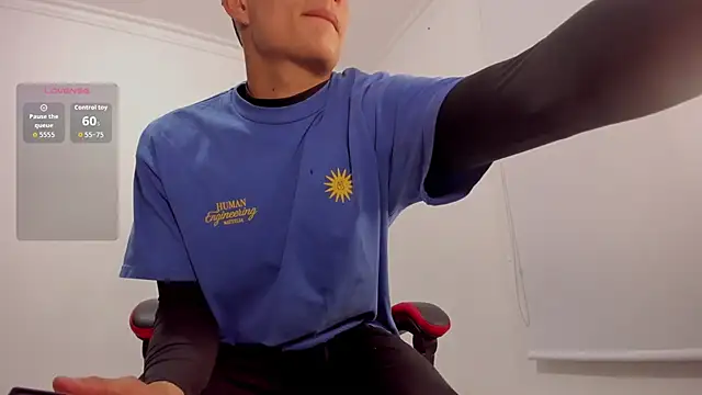 Snapshot of DavisFirb chatting on 03/20/26, 02:38 DavisFirb online show from 03/20/26, 02:38