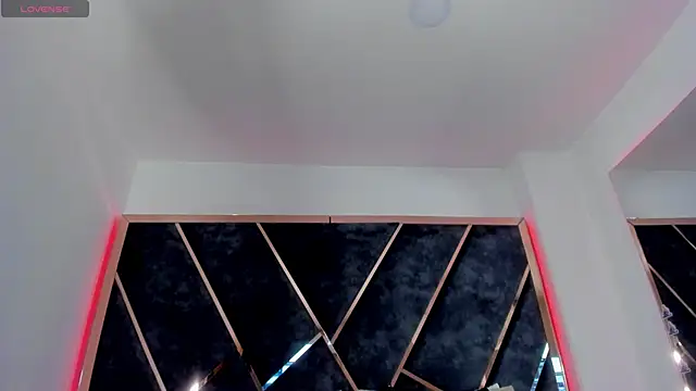 SusanaHenao online show from 09/08/25, 05:23