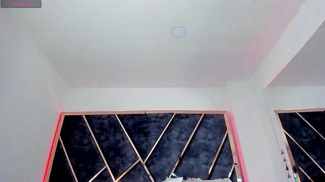 SusanaHenao online show from 12/19/25, 03:41