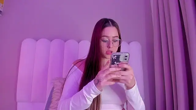 sakura Gomez online show from 09/12/25, 02:44