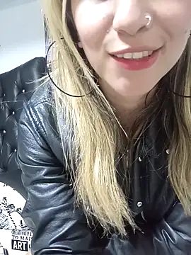 Snapshot of Licethf00x chatting on 09/26/25, 12:47 Licethf00x online show from 09/26/25, 12:47