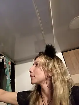 Snapshot of Licethf00x chatting on 10/26/25, 04:51 Licethf00x online show from 10/26/25, 04:51