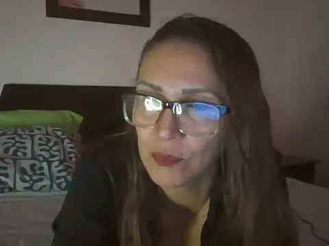 Snapshot of MiaVega chatting on 09/28/25, 12:49 MiaVega online show from 09/28/25, 12:49