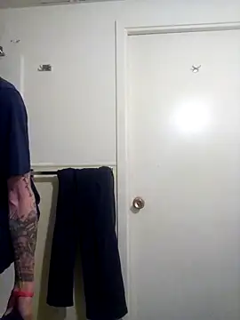 jizzyglizzy92 online show from 02/22/26, 02:34