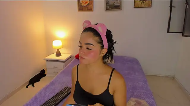 Valeri 13 online show from 10/21/25, 11:16