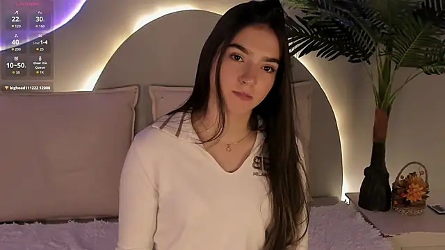 Snapshot of Aleska_romanov_ chatting on 10/08/25, 12:25 Aleska romanov online show from 10/08/25, 12:25