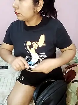 Snapshot of Alexxxia69 chatting on 09/27/25, 12:15 Alexxxia69 online show from 09/27/25, 12:15