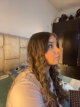 Snapshot of AnnyLopezzz_ chatting on 03/20/26, 05:01 AnnyLopezzz online show from 03/20/26, 05:01