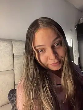 Snapshot of AnnyLopezzz_ chatting on 03/30/26, 06:36 AnnyLopezzz online show from 03/30/26, 06:36