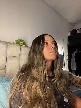 AnnyLopezzz  online show from 05/17/26, 02:20
