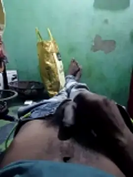 Snapshot of parmila203 chatting on 10/27/25, 03:16 parmila203 online show from 10/27/25, 03:16