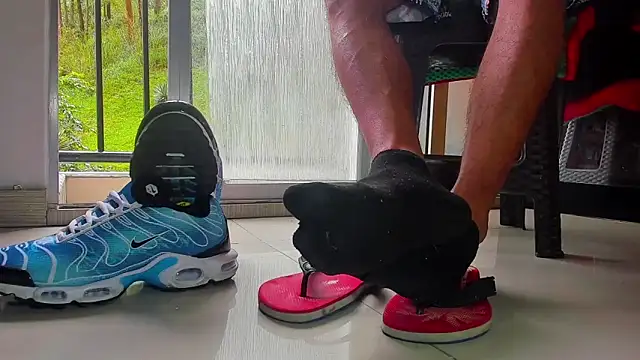 Snapshot of Sir_kev66 chatting on 04/08/26, 07:25 Sir kev66 online show from 04/08/26, 07:25