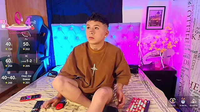 Michael Lopez 1 online show from 11/21/25, 06:17