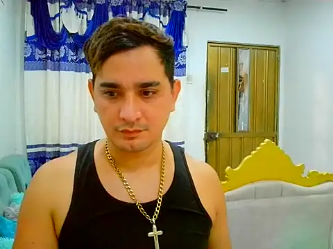 JHOVA23CM online show from 10/10/25, 04:44