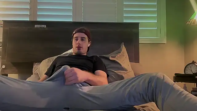 Snapshot of Matttsohot chatting on 10/12/25, 05:56 Matttsohot online show from 10/12/25, 05:56