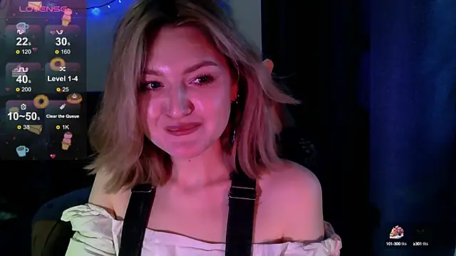 Snapshot of cute1stranger chatting on 09/26/25, 01:37 cute1stranger online show from 09/26/25, 01:37