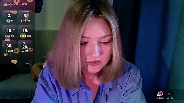 Snapshot of cute1stranger chatting on 10/09/25, 09:29 cute1stranger online show from 10/09/25, 09:29