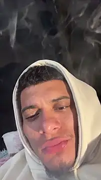 Snapshot of Mrjustin_sebas chatting on 03/29/26, 01:38 Mrjustin sebas online show from 03/29/26, 01:38