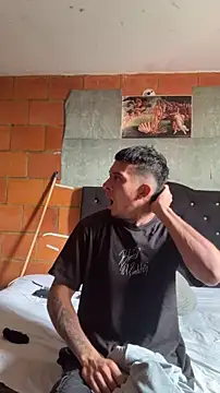 Snapshot of Mrjustin_sebas chatting on 04/14/26, 06:58 Mrjustin sebas online show from 04/14/26, 06:58