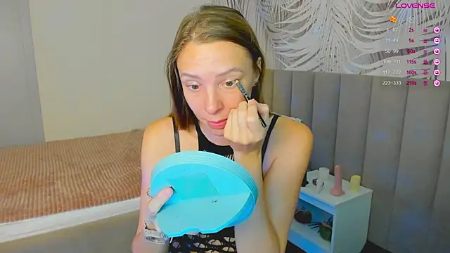 KiaraCaley online show from 11/26/25, 02:01