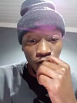 Snapshot of tebzabongs chatting on 04/23/26, 02:08 tebzabongs online show from 04/23/26, 02:08